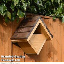 Robin Nest Box with Shingle Roof